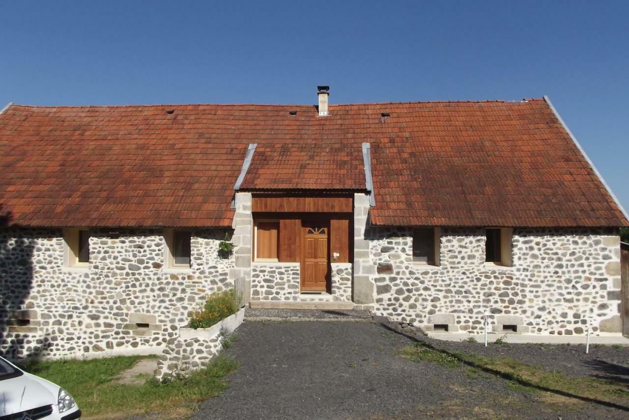 Apartamento Le Bon Air Est Dans Le Pre Champagnac  Exterior foto
